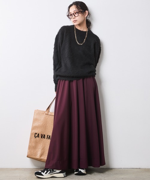 CHIC STYLE（シックスタイル）の「フレアマキシスカート＜大きいサイズ有＞シックスタイル（スカート・レディース・グレー/アイボリー系/ブラック/ボルドー・L/M/5L/4L/3L/LL）」の5枚目の写真