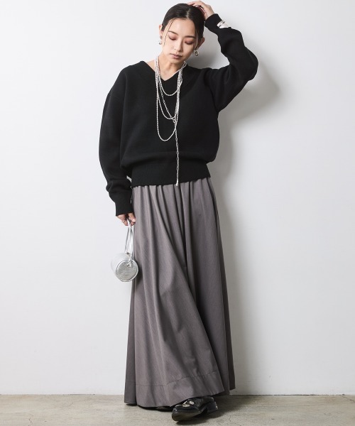 CHIC STYLE（シックスタイル）の「フレアマキシスカート＜大きいサイズ有＞シックスタイル（スカート・レディース・グレー/アイボリー系/ブラック/ボルドー・L/M/5L/4L/3L/LL）」の8枚目の写真