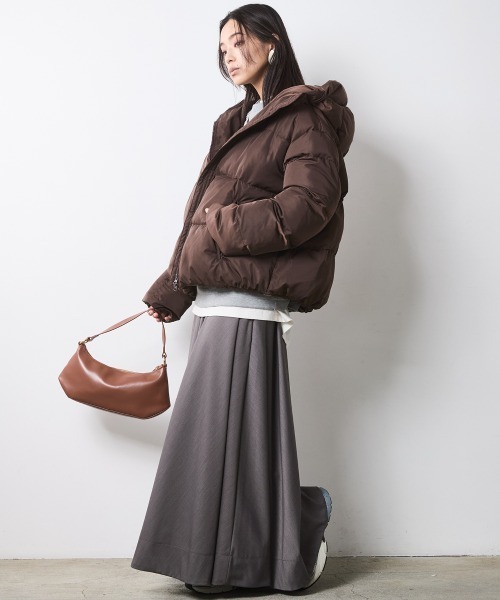 CHIC STYLE（シックスタイル）の「フレアマキシスカート＜大きいサイズ有＞シックスタイル（スカート・レディース・グレー/アイボリー系/ブラック/ボルドー・L/M/5L/4L/3L/LL）」の16枚目の写真