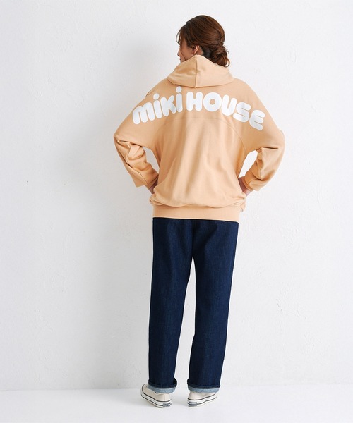 MIKI HOUSE(ミキハウス)の「【WEB限定】バックロゴパーカー(大人用)(パーカー・レディース・ベージュ/ロイヤルブルー/ラベンダー/ブラック・S(155-165cm)/M(165-175cm)/L(175-185cm))」の19枚目の写真