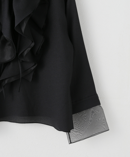 MIOSMOKEY（MIOSMOKEY）の「【MIOSMOKEY】RUFFLE BLOUSE（シャツ/ブラウス・レディース・ブラック/ホワイト・38）」の4枚目の写真
