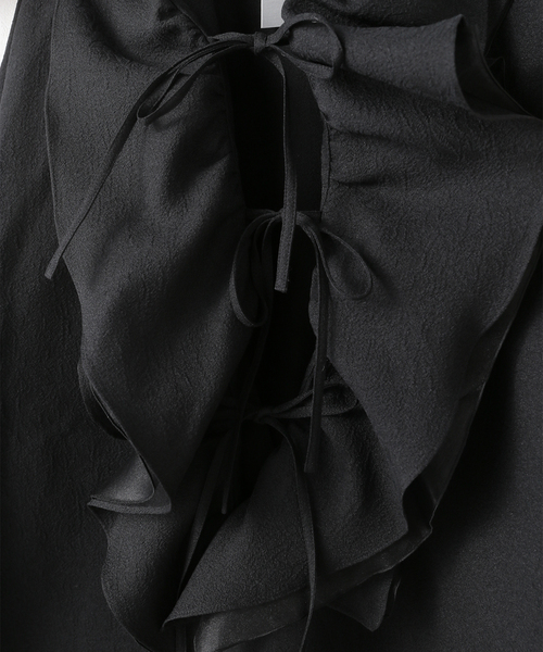 MIOSMOKEY（MIOSMOKEY）の「【MIOSMOKEY】RUFFLE BLOUSE（シャツ/ブラウス・レディース・ブラック/ホワイト・38）」の5枚目の写真
