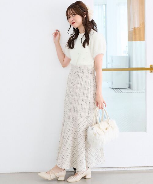 MAJESTIC LEGON（マジェスティックレゴン）の「キラキラ袖シャギーニット（ニット/セーター・レディース・ピンク/ブラック/アイボリー・MEDIUM）」の11枚目の写真