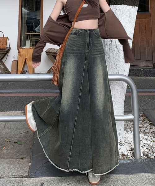 meJane（ミージェーン）の「ビンテージライクフレアーデニム ロングスカート（デニムスカート・レディース・ダークブルー・S/M/L）」の2枚目の写真