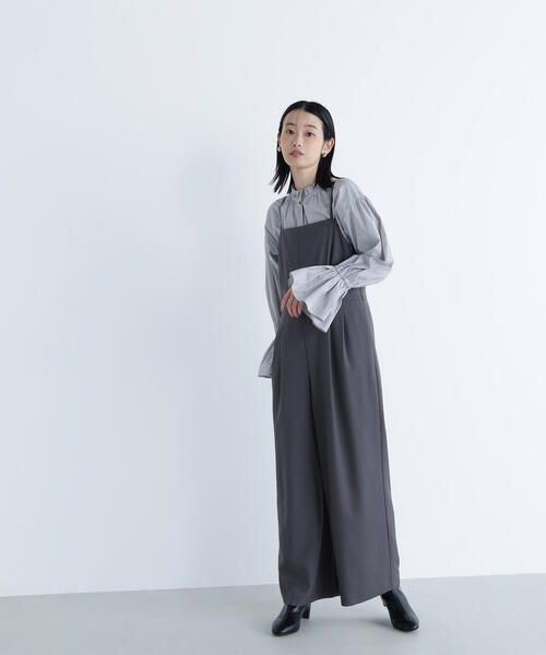NATURAL BEAUTY BASIC（ナチュラルビューティーベーシック）の「◇サイドボタンキャミオールインワン（つなぎ/オールインワン・レディース・ダークブラウン/チャコールグレー・MEDIUM/P/S）」の5枚目の写真