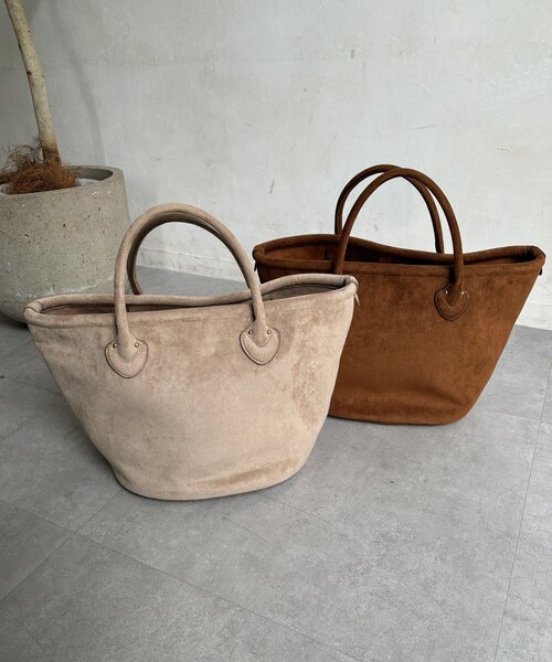 DouDou（ドゥドゥ）の「【WEB限定】スエードパイピングトート（ショルダーバッグ・レディース・ベージュ/グリーン/キャメル/ブラック・FREE）」の5枚目の写真