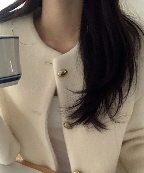FREE STYLISTS(フリー スタイリスト)の「YUGA_YGMC Wool-like cropped jacket(ノーカラージャケット・レディース・オフホワイト/グレー・FREE)」の9枚目の写真