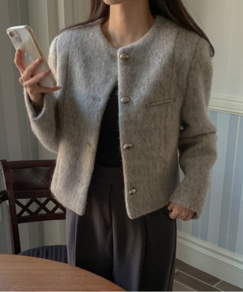 FREE STYLISTS(フリー スタイリスト)の「YUGA_YGMC Wool-like cropped jacket(ノーカラージャケット・レディース・オフホワイト/グレー・FREE)」の15枚目の写真