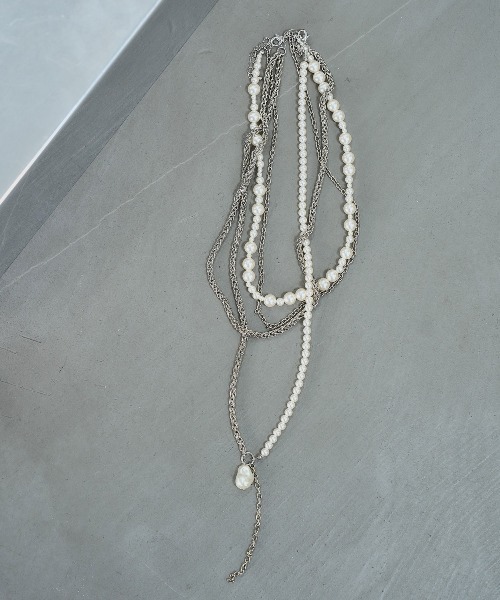 HARE（ハレ）の「パールミックスチャーム2Pネックレス(HARE)（ネックレス・レディース・ゴールド/シルバー・FREE）」の2枚目の写真