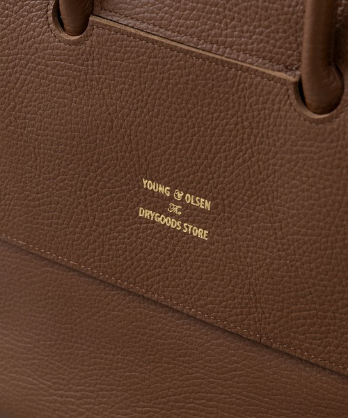 YOUNG&OLSEN The DRYGOODS STORE（ヤングアンドオルセン）の「【YOUNG&OLSEN】EMBOSSED LEATHER DELUXE TOTE S（トートバッグ・レディース・ブラウン/ブラック/ベージュ・FREE）」の9枚目の写真