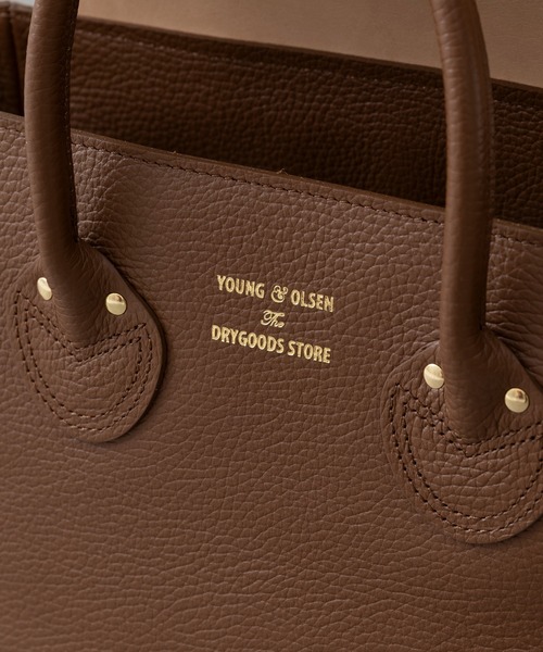 YOUNG&OLSEN The DRYGOODS STORE（ヤングアンドオルセン）の「【YOUNG&OLSEN】EMBOSSED LEATHER DELUXE TOTE S（トートバッグ・レディース・ブラウン/ブラック/ベージュ・FREE）」の10枚目の写真