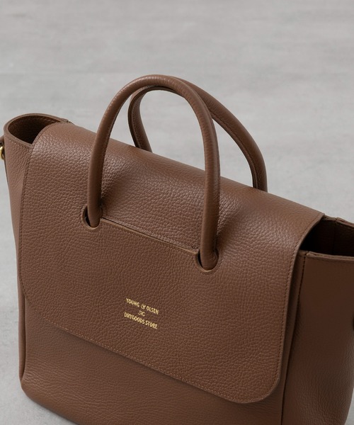 YOUNG&OLSEN The DRYGOODS STORE（ヤングアンドオルセン）の「【YOUNG&OLSEN】EMBOSSED LEATHER DELUXE TOTE S（トートバッグ・レディース・ブラウン/ブラック/ベージュ・FREE）」の8枚目の写真