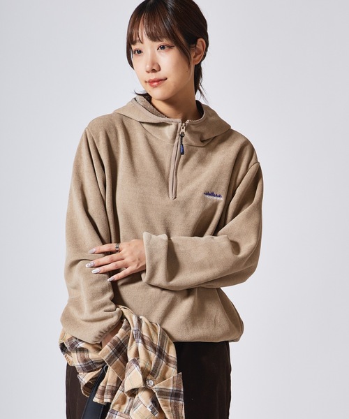 THOUSAND MILE（サウザンドマイル）の「THOUSAND MILE/サウザンドマイル KNIT FREECE HALF ZIP PARKER フード付きハーフジップパーカー（パーカー・メンズ・サンドベージュ/チャコール/ブラック・L/XS/XL/M）」の3枚目の写真