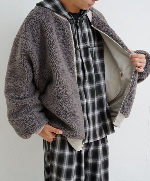 Kastane(カスタネ)の「【一部店舗限定/ユニセックス/M.Lサイズ展開】BM リバーシブルMA-1(MA-1・レディース・グレー/カーキ/ブラック・LARGE/MEDIUM)」の1枚目の写真