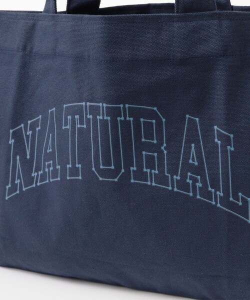 BEAMS T（ビームスティー）の「Museum of Peace & Quiet / Outline Tote（トートバッグ・メンズ・ネイビー・ONE SIZE）」の5枚目の写真