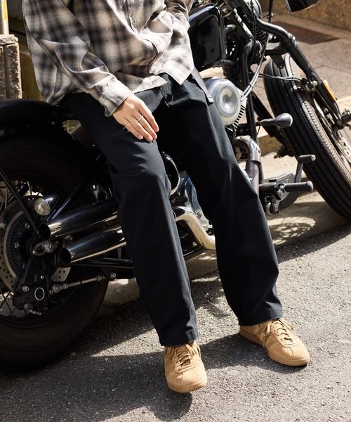 ROOPTOKYO(ループトウキョウ)の「ウェビングベルト付き テーパード ブラックチノパンツ(チノパンツ・メンズ・ブラック・M/L/XL)」の16枚目の写真