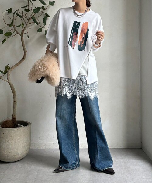 DouDou(ドゥドゥ)の「【WEB限定】ペイント柄トップス(Tシャツ/カットソー・レディース・ホワイト/ブラック/グレー・FREE)」の5枚目の写真