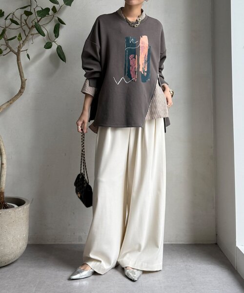 DouDou(ドゥドゥ)の「【WEB限定】ペイント柄トップス(Tシャツ/カットソー・レディース・ホワイト/ブラック/グレー・FREE)」の22枚目の写真