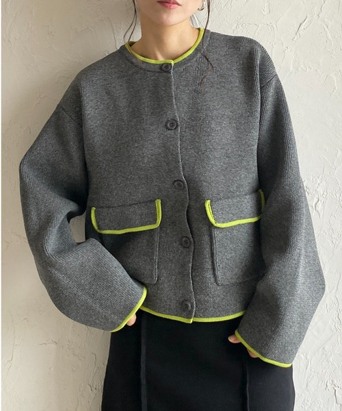 She's Closet(シーズクローゼット)の「ショート丈長袖配色バイカラーニットカーディガン(カーディガン/ボレロ・レディース・ブラウン/アイボリー/ブラック/チャコールグレー・FREE)」の3枚目の写真