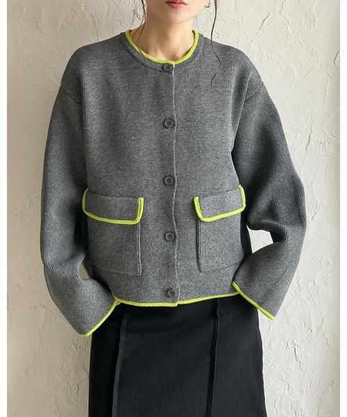She's Closet(シーズクローゼット)の「ショート丈長袖配色バイカラーニットカーディガン(カーディガン/ボレロ・レディース・ブラウン/アイボリー/ブラック/チャコールグレー・FREE)」の8枚目の写真