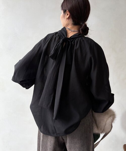 DouDou（ドゥドゥ）の「棒タイ2WAYブラウス（シャツ/ブラウス・レディース・オフホワイト/ブラック/カーキ・FREE）」の3枚目の写真