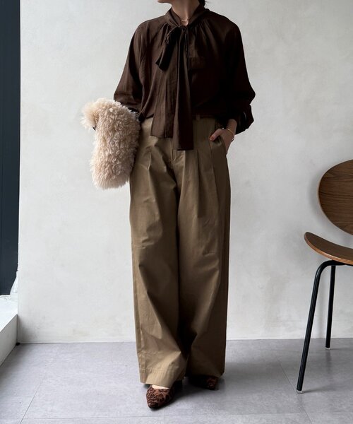 DouDou（ドゥドゥ）の「棒タイ2WAYブラウス（シャツ/ブラウス・レディース・オフホワイト/ブラック/カーキ・FREE）」の14枚目の写真