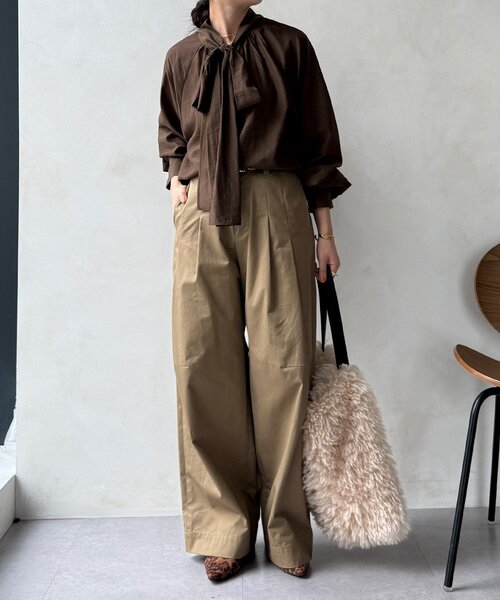 DouDou（ドゥドゥ）の「棒タイ2WAYブラウス（シャツ/ブラウス・レディース・オフホワイト/ブラック/カーキ・FREE）」の15枚目の写真