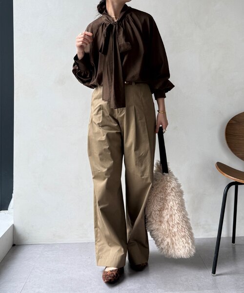 DouDou（ドゥドゥ）の「棒タイ2WAYブラウス（シャツ/ブラウス・レディース・オフホワイト/ブラック/カーキ・FREE）」の16枚目の写真