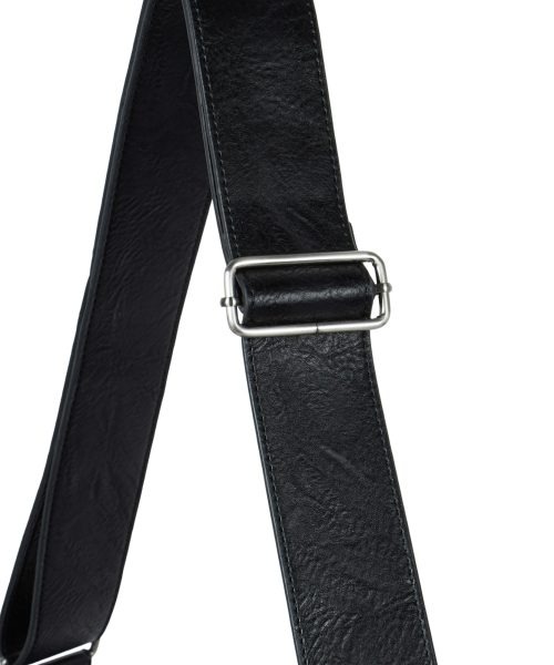 IUGAMAKARAS（イウガマカラス）の「Multi Pocket Leather Bag (Black)（ショルダーバッグ・レディース・その他・FREE）」の11枚目の写真