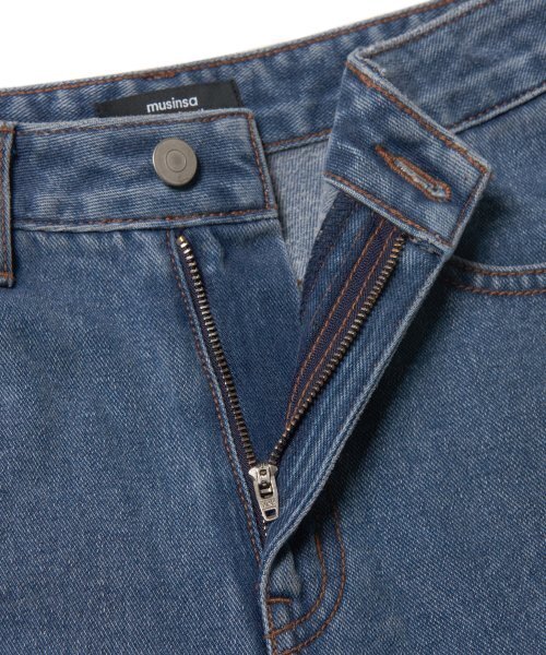 MUSINSA STANDARD WOMAN（ムシンサスタンダードウーマン）の「ウィメンズ裏起毛ストレートデニムパンツ[ミディアムインディゴ]（デニムパンツ・レディース・その他・30/24/25/26/27/28/29）」の3枚目の写真