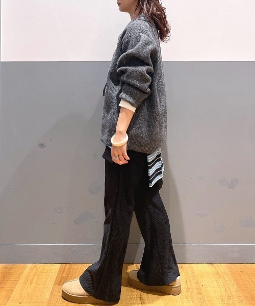 Right-on（ライトオン）の「【HONEYSUCKLE ROSE】メランジスキッパーセーター (大きめ襟/リボン付き/ゆるシルエット/フェミニン/オールシーズン)（ニット/セーター・レディース・ベージュ/ダークグレー/ブルー・L/M）」の13枚目の写真