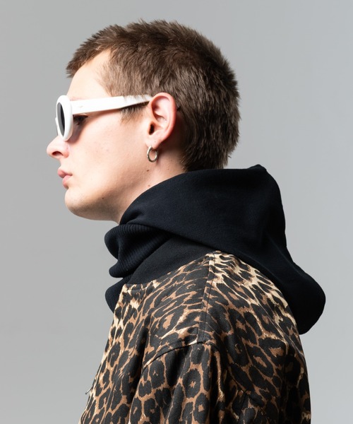 glamb（グラム）の「Knit Hoodie Snood / ニットフーディースヌード（ネックウォーマー/スヌード・メンズ・ブラック/グレー・FREE）」の8枚目の写真