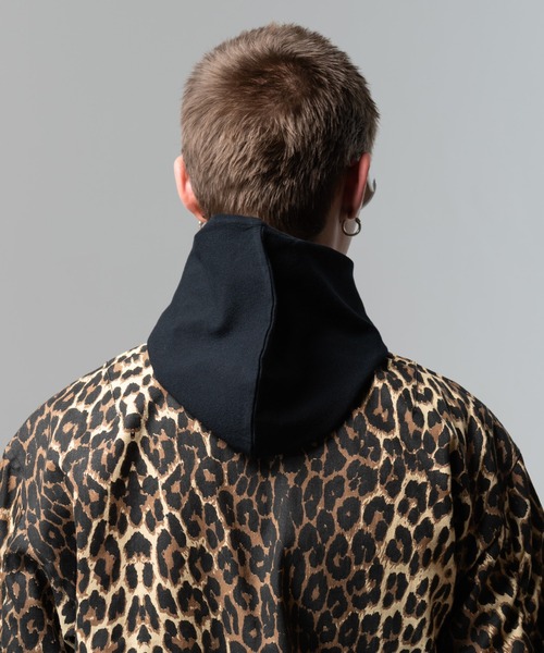 glamb（グラム）の「Knit Hoodie Snood / ニットフーディースヌード（ネックウォーマー/スヌード・メンズ・ブラック/グレー・FREE）」の9枚目の写真