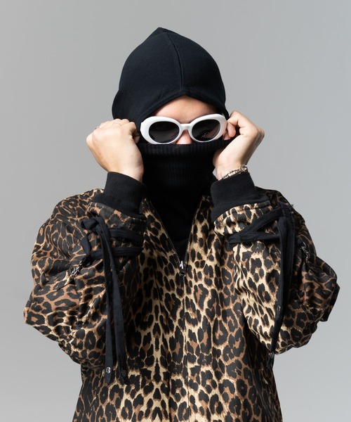 glamb（グラム）の「Knit Hoodie Snood / ニットフーディースヌード（ネックウォーマー/スヌード・メンズ・ブラック/グレー・FREE）」の7枚目の写真