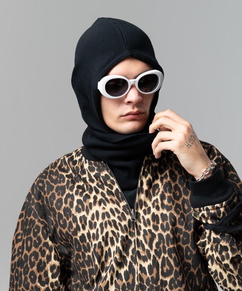 glamb（グラム）の「Knit Hoodie Snood / ニットフーディースヌード（ネックウォーマー/スヌード・メンズ・ブラック/グレー・FREE）」の5枚目の写真