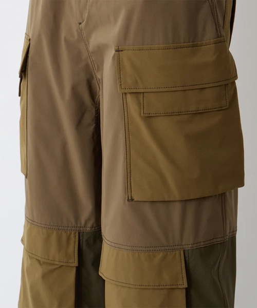 WHITE MOUNTAINEERING（ホワイトマウンテニアリング）の「【White Mountaineering/ホワイトマウンテニアリング】WIDE CARGO PANTS（カーゴパンツ・メンズ・カーキ/ブラック・2/3）」の9枚目の写真