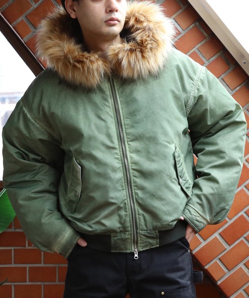 ８(eight)（エイト）の「ヴィンテージ加工フードボンバージャケット（ブルゾン・メンズ・グレー/ブラック/カーキ・MEDIUM/LARGE）」の17枚目の写真