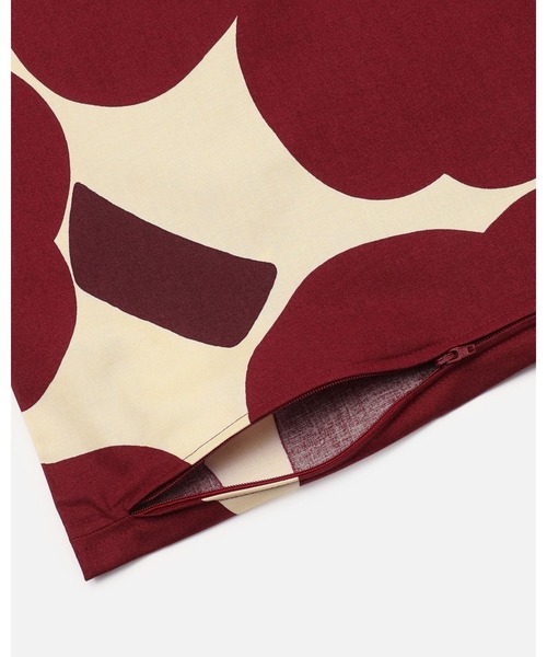 marimekko（マリメッコ）の「【ノベルティ付】Unikko / Cushion Cover & Bath mat + Inner Cushion set（クッション/クッションカバー・レディース・ワインレッド・FREE）」の9枚目の写真