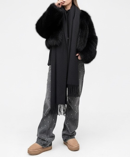 by LEGNA（バイレグナ）の「フェイクファーショート丈ジャケット（その他アウター・レディース・ブラック/グレー・SMALL/MEDIUM/LARGE/X-LARGE）」の6枚目の写真