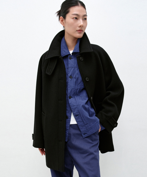 INSILENCE WOMEN(インサイレンスウーマン)の「ソフトハーフバルマカンコート ブラック(チェスターコート・レディース・その他・SMALL/MEDIUM)」の1枚目の写真