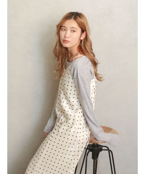 Ungrid（アングリッド）の「ギャザーデザインフィットニット（ニット/セーター・レディース・チャコールグレー/ライトグレー/レッド・FREE）」の20枚目の写真