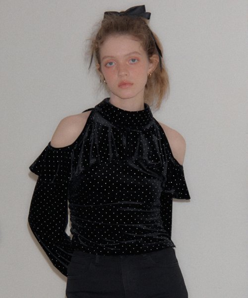 SALON DE YOHN(サロンドヨーン)の「Shoulder Point Velvet Blouse(シャツ/ブラウス・レディース・その他・MEDIUM/SMALL)」の1枚目の写真