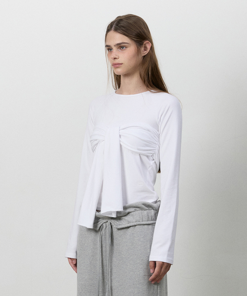 THREE TO EIGHTY(スリートゥエイティー)の「RIBBON DRAPE LONG SLEEVE TEE WHITE(Tシャツ/カットソー・レディース・その他・FREE)」の5枚目の写真