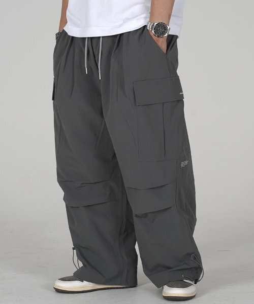 THE MILE（ザマイル）の「エムエルナイロンワイドバルーンストリングパンツ[グレー]（スウェットパンツ・メンズ・その他・SMALL/LARGE/MEDIUM）」の6枚目の写真