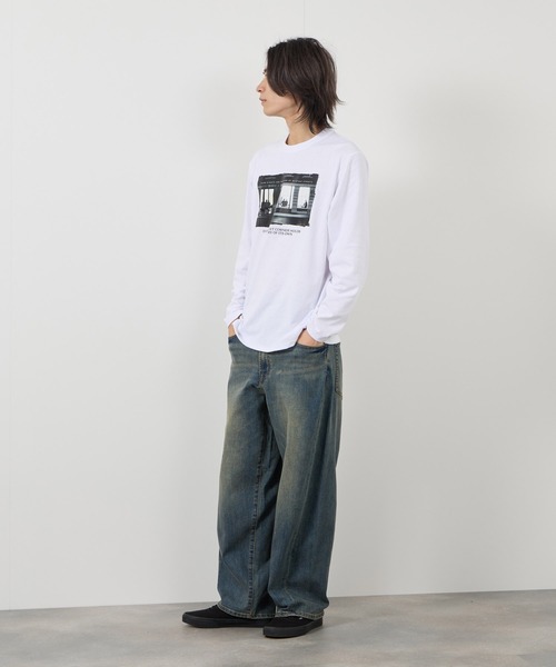 Mac-House(マックハウス)の「【T-GRAPHICS / ティーグラフィックス】フォトプリント長袖Tシャツ(Tシャツ/カットソー・メンズ・グレー系2/ブラック/ホワイト/グレー系1/ベージュ・S/M/L/XL)」の22枚目の写真