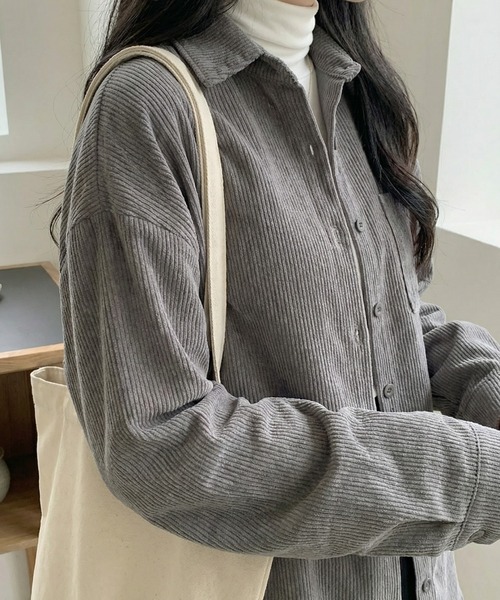 cammie(キャミー)の「コーデュロイシャツ(シャツ/ブラウス・レディース・アイボリー・M/L)」の8枚目の写真