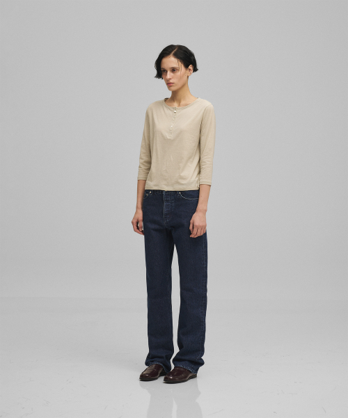 ANOTHER OFFICE WOMEN(アナザー オフィス ウーマン)の「w. Solid Henryneck Tee (Pale Khaki)(Tシャツ/カットソー・レディース・その他・FREE)」の3枚目の写真