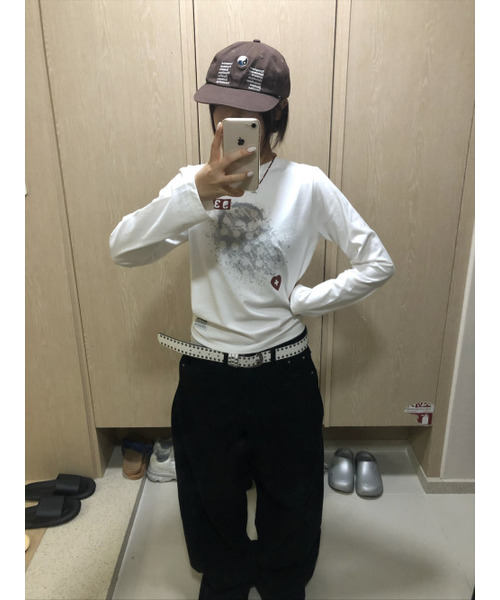 SEW-B(ソービー)の「セミクロップHos93 長袖Tシャツ(Tシャツ/カットソー・レディース・ホワイト・FREE)」の2枚目の写真
