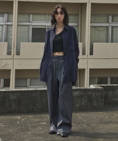 MOIREMOA（モアレモア）の「mono Basic wide pants-gray（スラックス・レディース・チャコール・MEDIUM/SMALL）」の4枚目の写真