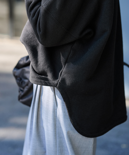 FRAMeWORK（フレームワーク）の「リヨセルコットンボートネックSWEAT（スウェット・レディース・ホワイト系その他/バーガンディー/グレー/ブラック・FREE）」の16枚目の写真